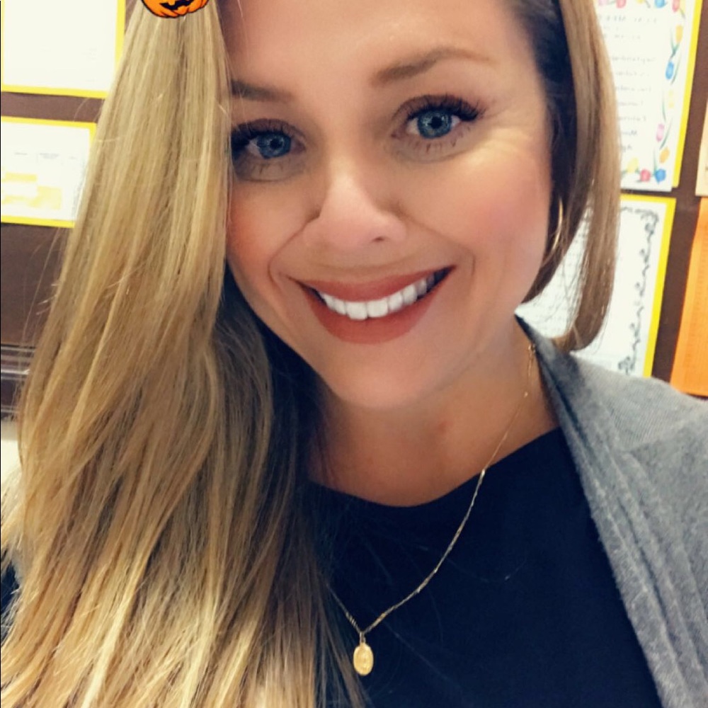 Meet your Posher, Leticia